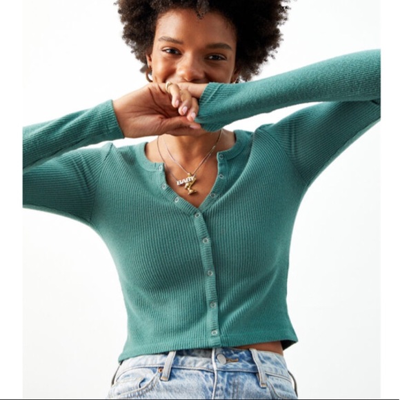 PacSun Tops - NTW Pacsun Camila Snap Button Top